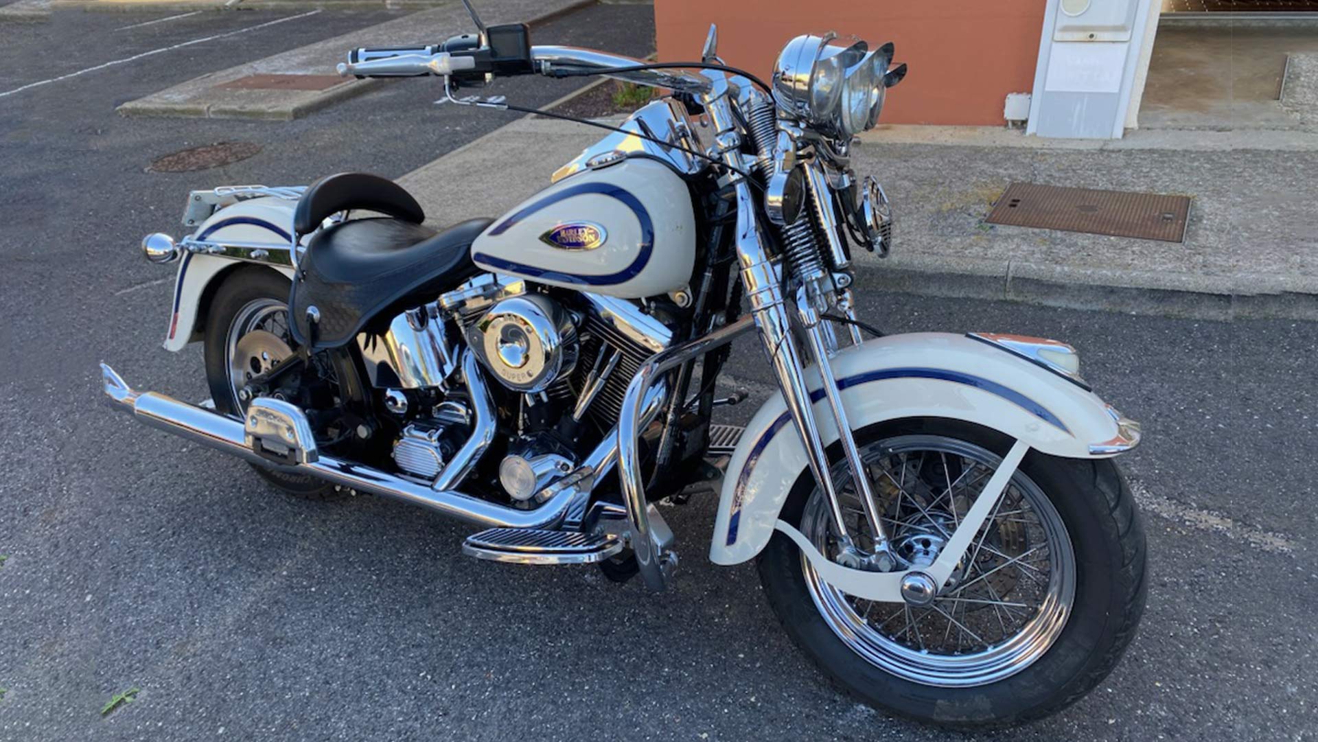 Old Boy 1997 blanc / blue