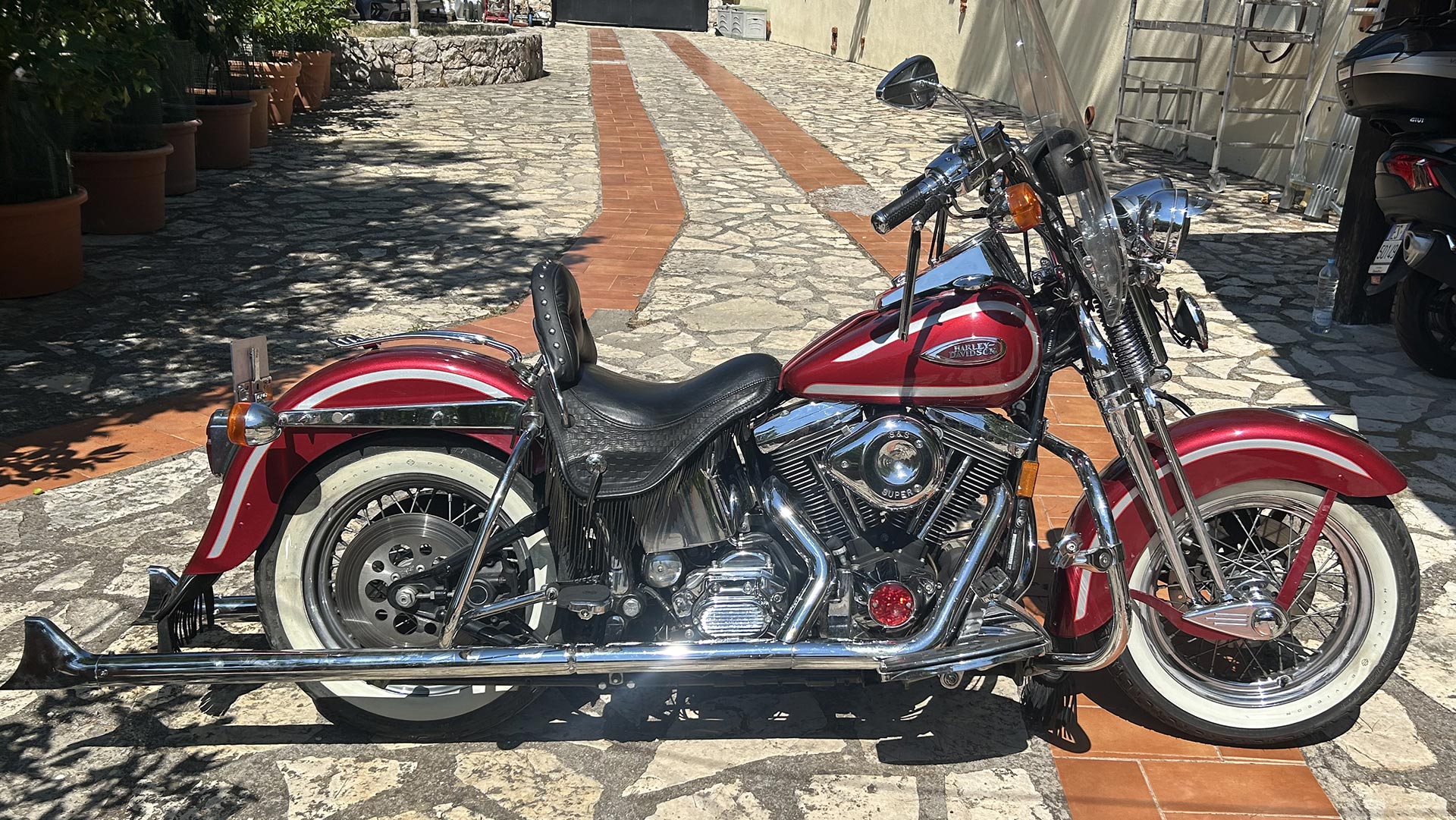 Old Boy 1998 Rouge / blanc