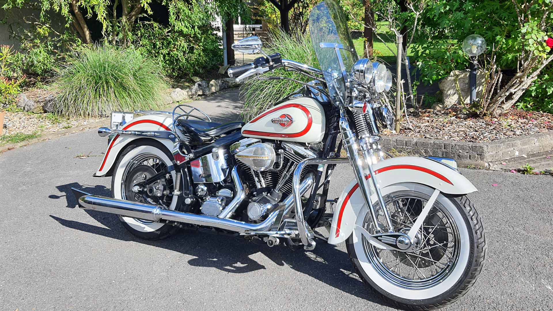 Old Boy 1997 blanc / rouge